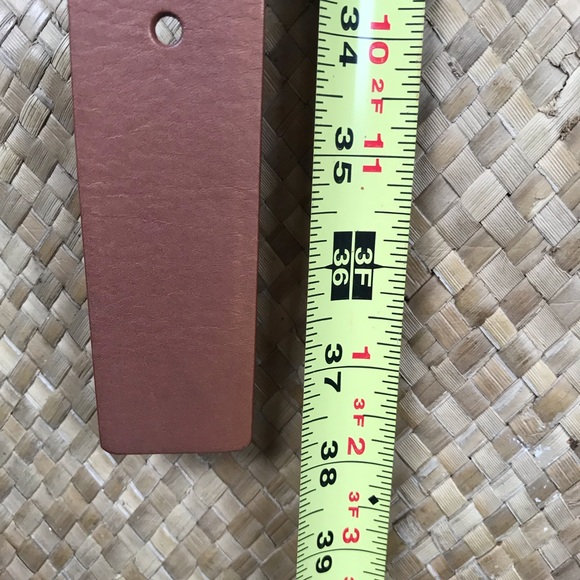 Michael Kors leather belt with silver buckle - Picture 8 of 8